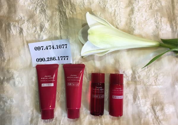 Set dưỡng da mini Shiseido Aqualabel màu đỏ