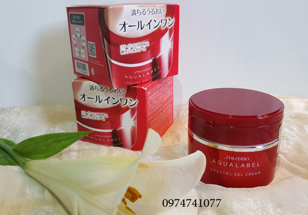Kem dưỡng da Shiseido aqualabel đỏ 5 trong 1